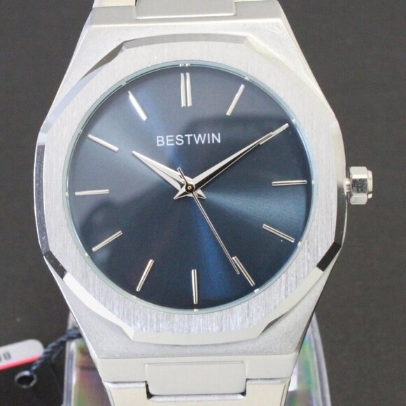 Men's Sports Watch Integrated Bracelet Silver Tone Blue Dial 41.5mm - Picture 9 of 15